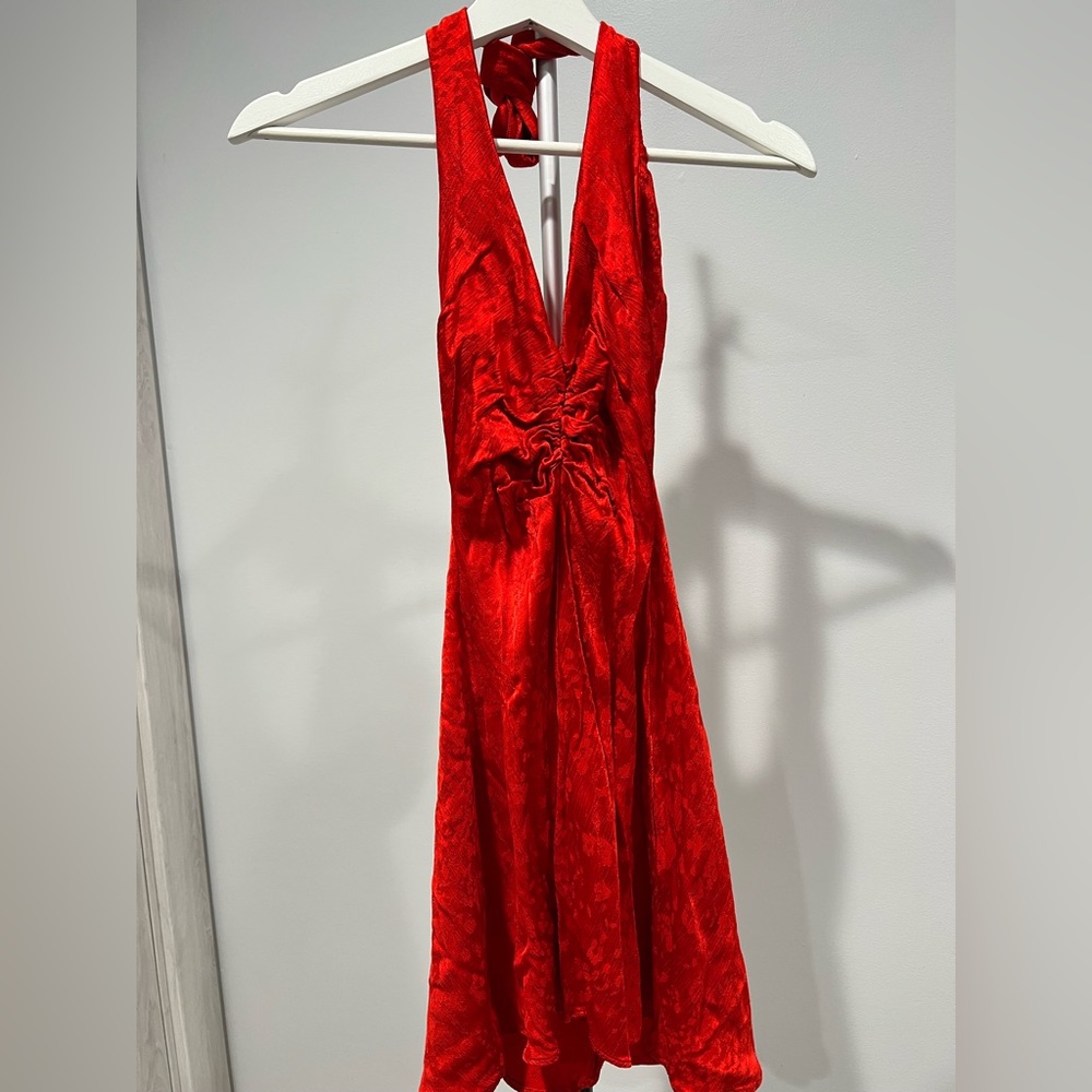 Satin effect red dress